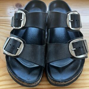 Birkenstock big buckle black with Silver size 39 (8.5 US)